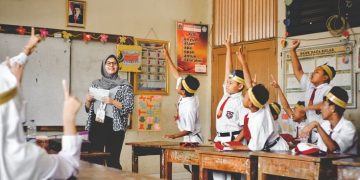 Wajibkah Negara Menjamin Pendidikan Warganya? Pandangan Pendidikan Negara dari Perspektif Politik dan Agama