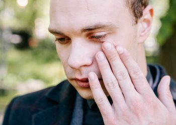 Bintitan Sembuh Dioles Ludah Pagi, Fakta Medis atau Sekadar Mitos?