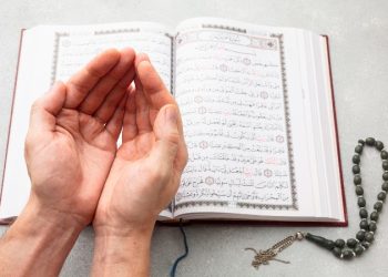 Doa: Senjata Terkuat Seorang Muslim yang Sering Diremehkan
